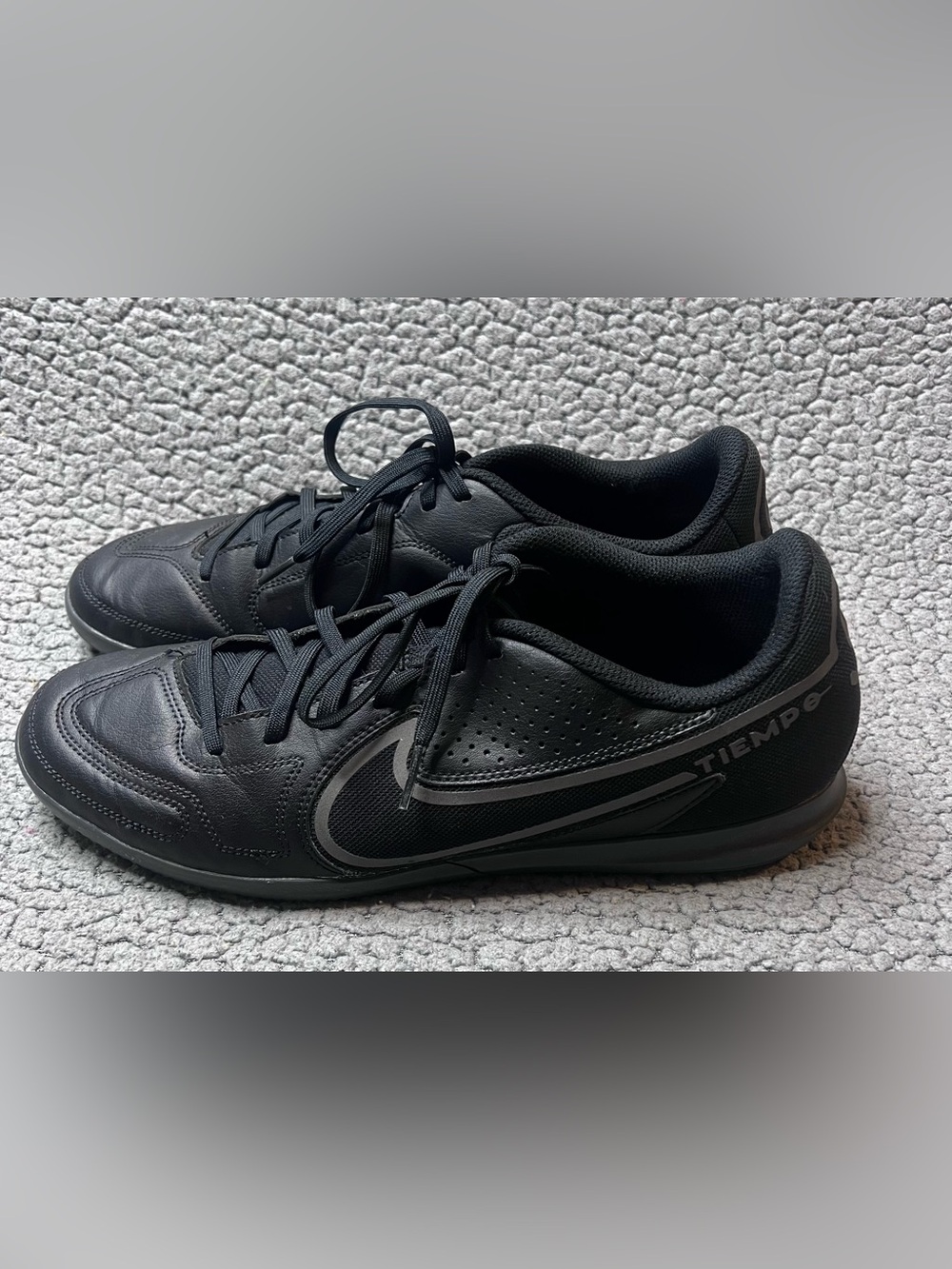 Nike Tiempo Legend 9 Club IC Soccer Shoes Men’s Size 10.5 Black